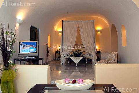 Santorini Princess Hotel 10